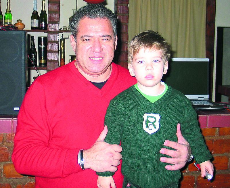 Romanița Iovan și-a dus fiul &icirc;n Apuseni! Slujbă de pomenire, la doi ani de la tragedia &icirc;n care au murit Adrian Iovan și Aura Ion