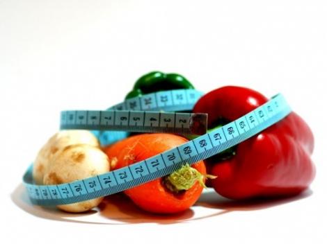 Atenție! Alimentele etichetate drept ”sănătoase”, principala cauză a kilogramelor în plus. Care sunt acestea