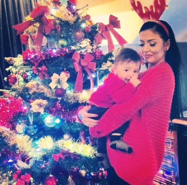 FOTO! &Icirc;n prima zi a anului, Andreea Mantea a afișat un decolteu care i-a lăsat fără grai pe domni