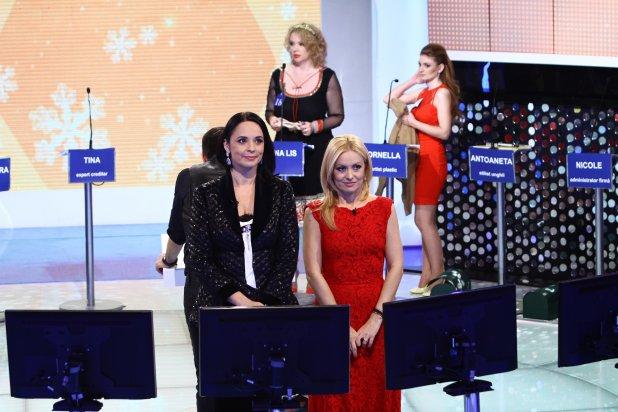 Andreea Marin, cum nu ai mai văzut-o de 20 de ani!! Vedeta a prezentat ştirile chiar &icirc;n platoul "Te pui cu blondele?". Ce a ieşit?