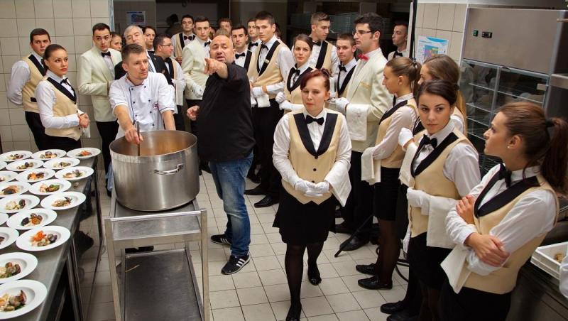 Chef Cătălin Scărlătescu pleacă într-un turneu culinar
