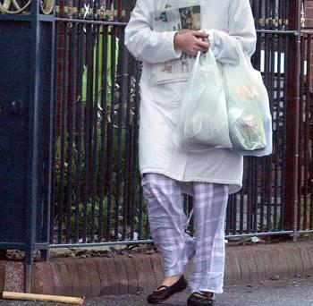 Un director s-a supărat că părinții vin &icirc;n pijamale la școală, așa că le-a scris o scrisoare!