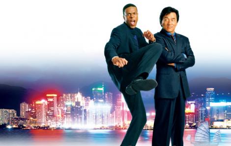 Jackie Chan nu ia niciodată vacanță și prinde din nou „Ora de vârf”! Va reuși să iasă cu bine și din această înfruntare?