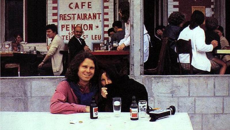 Au apărut ultimele poze cu marele Jim Morrison în viață! Peste o săptămână era găsit mort!
