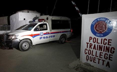 59 de morţi şi 117 răniți, în urma atacului de la Academia de Poliţie din oraşul pakistanez Quetta