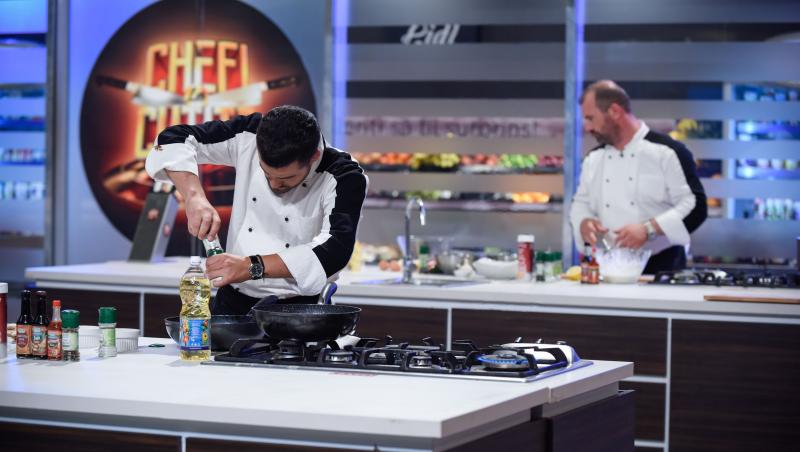 Aseară, la „Chefi la cuțite”, când emisiunea a fost iar lider de audiență: tensiune maximă în echipa lui chef Scărlătescu