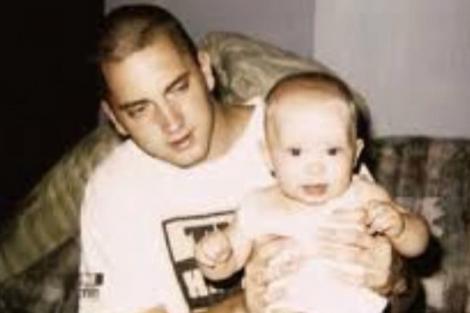 Hailie, fiica lui Eminem, va face 21 de ani și întoarce toate privirile! S-a transformat într-o bombă sexy!