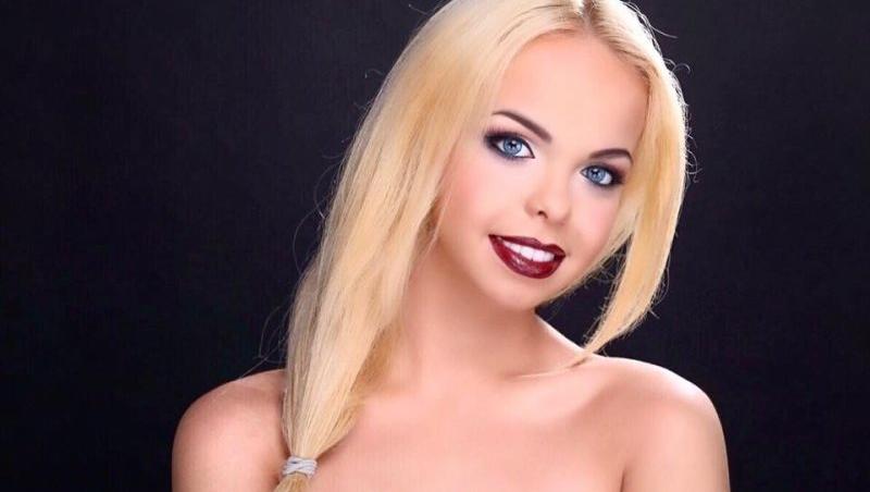 Barbie de România, răvășitor de sexy în lenjerie intimă! A înroșit butonul de Like!