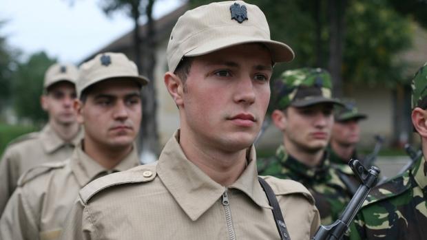 Ministerul Apărării face recrutări! Peste 2.000 de posturi de soldat şi gradat profesionist vor fi ocupate fără examen scris