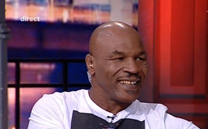 Mike Tyson face spectacol la „Un show păcătos”! „Voi, românii, ar trebui să faceți asta” (VIDEO)