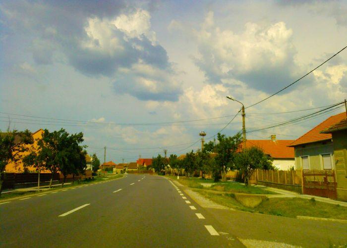 Localitatea superbă din Rom&acirc;nia &icirc;n care se trăiește ca &icirc;n Germania. Vrei să te muți? E un colț de rai!