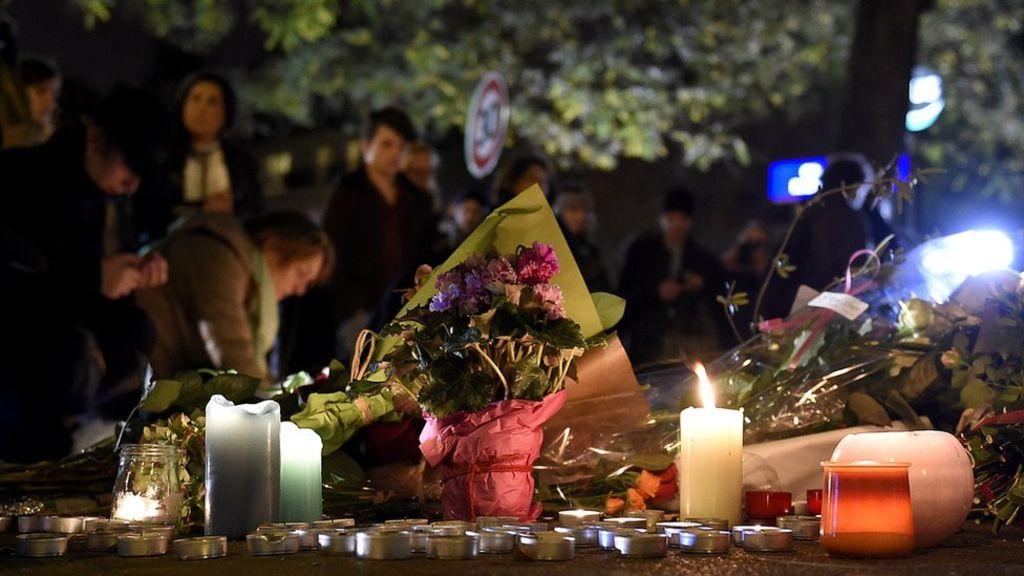 Un an de la atentatele din Paris și 130 destine curmate tragic. Scrisoarea unui supravieţuitor al masacrului de la Bataclan: "Vreau să mă fac bine, dar mă &icirc;ntreb dacă merit"