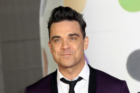 Ai ascultat ultima melodie a lui Robbie Williams? "Love My Life", piesa în care artistul cântă despre copiii săi. Videoclipul este superb!