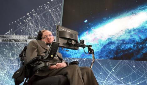 Stephen Hawking spune că nu mai avem mult de trăit pe Pământ