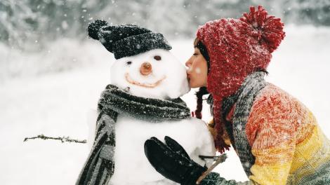 Zăpadă în București și în țară?! Meteorologii au făcut anunțul mult așteptat: Cum va fi vremea de Crăciun și Revelion