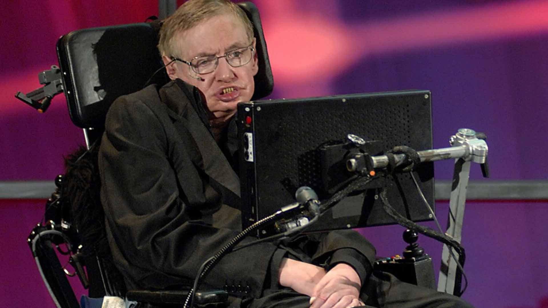 Stephen Hawking, avertizează din nou: "Trebuie să evadăm de pe Terra, pentru a supravieţui!"