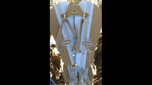 Papucii care au scindat lumea. Fiecare vede altceva, dar adevărul este unul singur