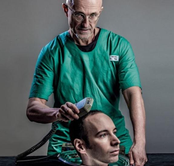 Primul transplant de cap uman. Viața &icirc;ntr-un corp nou, ''mai rea dec&acirc;t moartea''