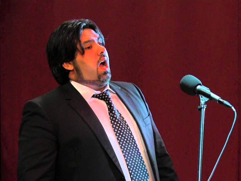 Costel Busuioc, condamnat la &icirc;nchisoare. Artistul este acuzat de lovire și alte violențe