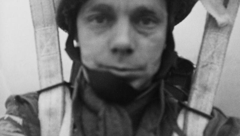 FOTO: Primul selfie a fost făcut de un soldat, în 1944, într-o săritură cu parașuta! ”Copile, salvează-mă tu! Apasă pe buton”
