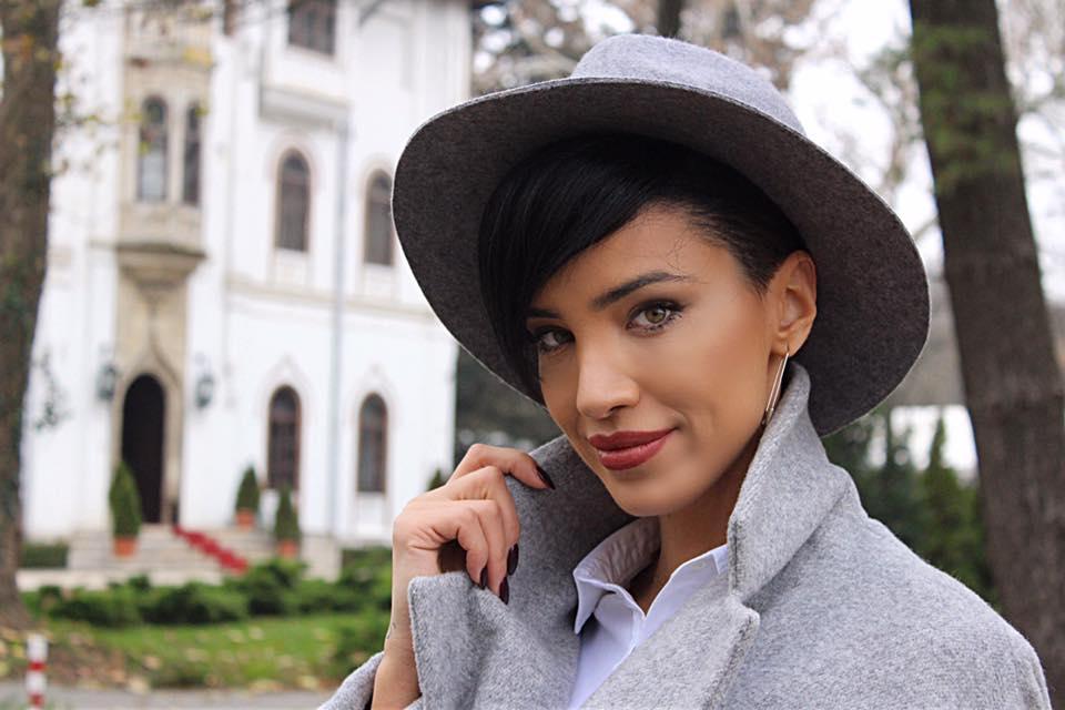 Adelina Pestrițu, pusă la zid de un fan extrem de supărat! Bruneta s-a enervat și a reacționat! &bdquo;Cine ești tu să...&rdquo;