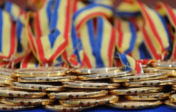 Bani pentru elevii premiați la concursurile internaționale. 12.545 de lei pentru locul 1 și 4.065 lei pentru mențiune!