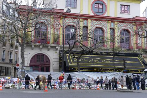 130 de morţi, printre care doi români! La un an de la tragedie, Bataclanul se redeschide. Sting va inaugura noul spaţiu