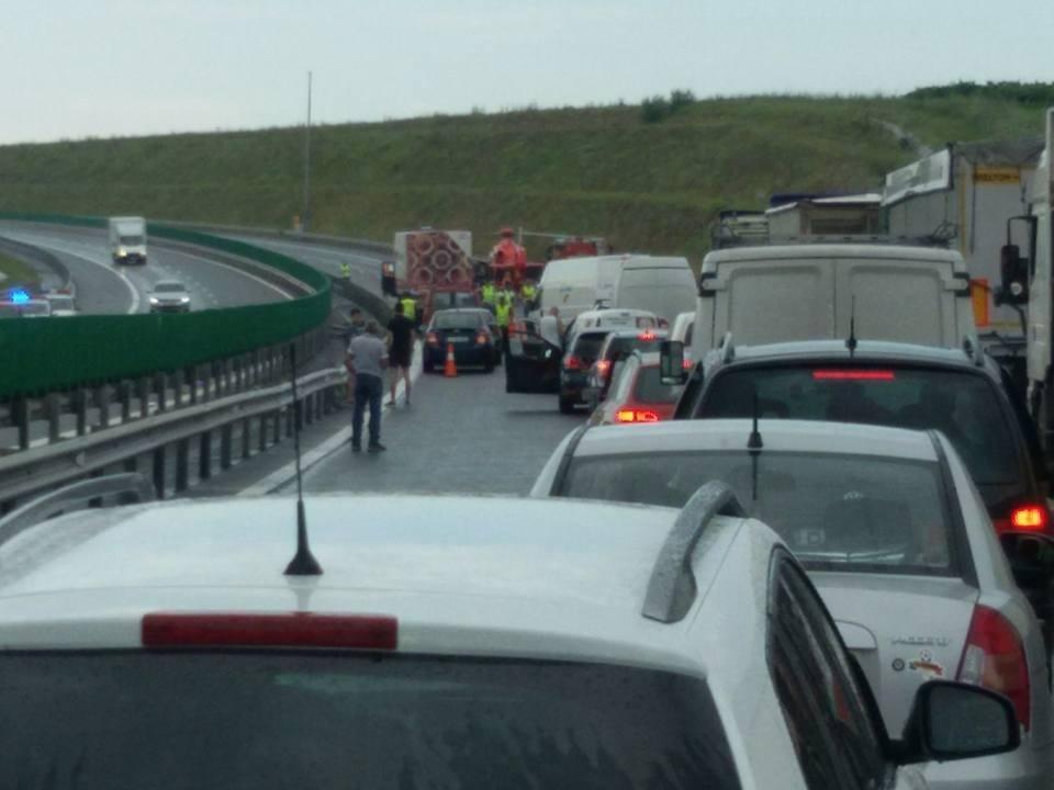 Accident extrem de grav pe Autostrada Soarelui. Toate spitalele de urgenţă din Capitală sunt &icirc;n alertă!