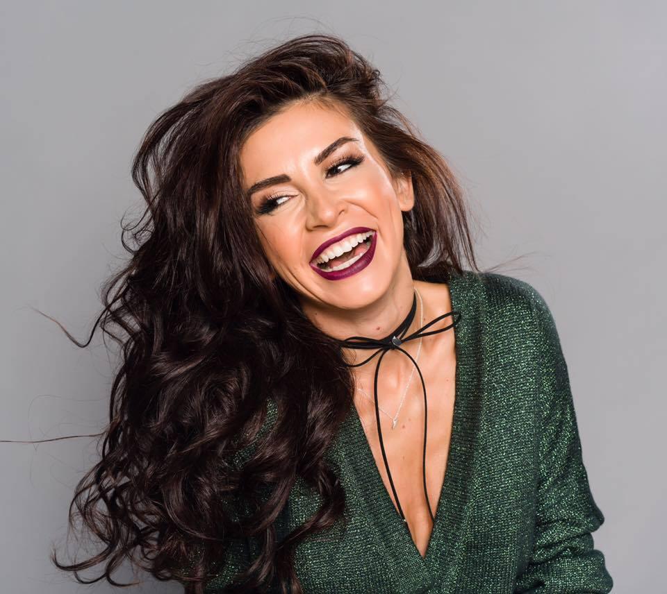 Oana Fringescu la un pas de tragedie. Fosta prezentatoare de știri a avut accident de mașină!