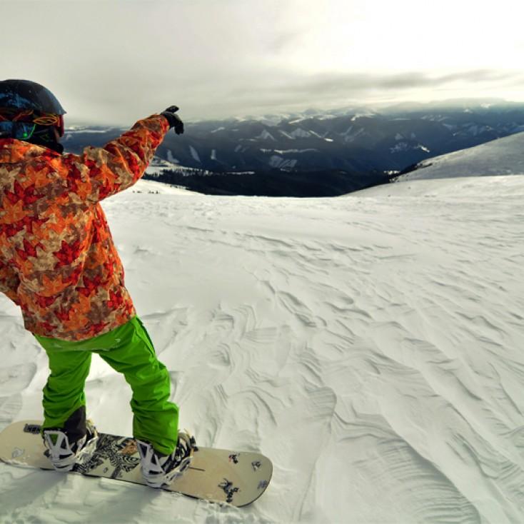 Informare de ploi, v&acirc;nt puternic la nivelul &icirc;ntregii țări! La munte, vin ninsorile!