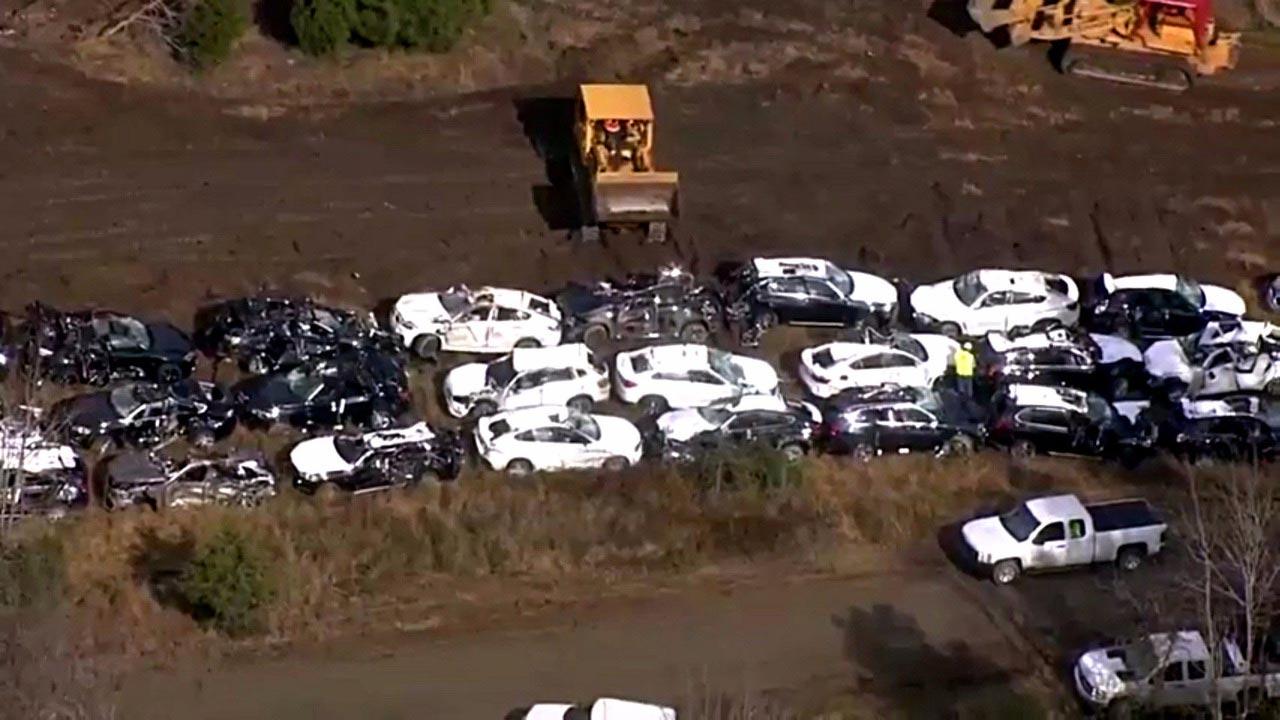 100 de masini BMW distruse intr-un accident feroviar