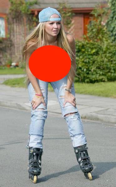 FOTO: S-a aplecat și TOT a arătat! Imagine interzisă minorilor oferită de blonda asta în parc