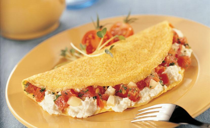 Aşa faci cea mai bună omletă grecească în numai cinci minute! Ingredientul care-i dă tot gustul: „un secret” pe care ți-l dezvăluim!