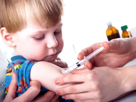 Ministrul Sănătății: „Părinții vor putea lua decizia să nu vaccineze copilul, numai după ce se vor informa!”