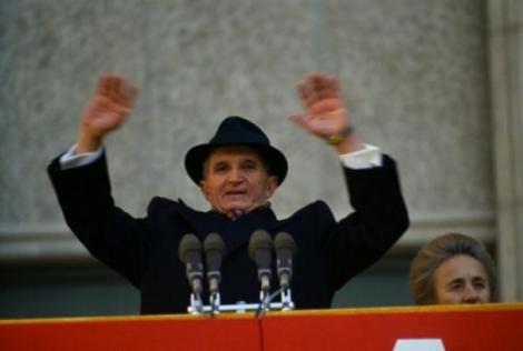 22 decembrie 1989, filă de istorie! ”Fuga lui Ceaușescu" sau goana românilor spre libertate! ”Puteam să fiu moartă. Am scăpat pixul și m-am aplecat să-l iau. Atunci a trecut glonțul”