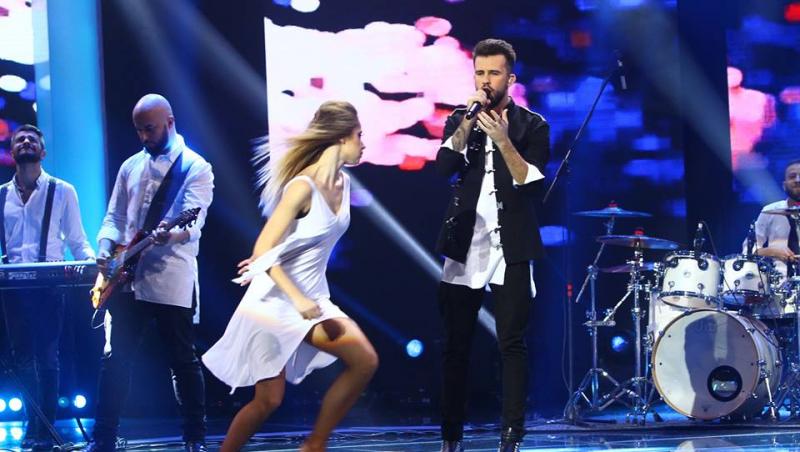 Florin Ristei, din nou pe scena X Factor! Fără emoţiile de acum trei ani, fostul concurent a făcut show total: 