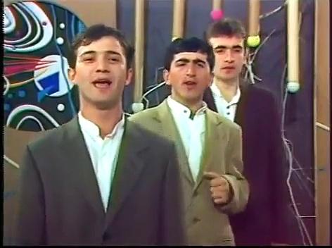 O nouă trupă pe piaţa muzicală face senzaţie pe internet. Cum sună melodia "Se una regola c'&egrave;" in varianta unor fani