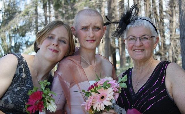 Povestea emoţionantă a lui Natalie Adams. S-a căsătorit cu ea &icirc;nsăşi!