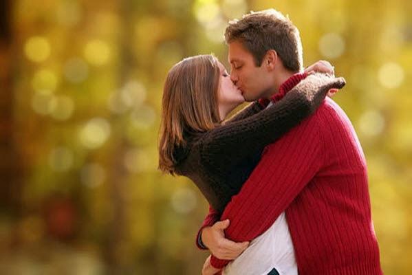 Efectul unui sărut pasional. Milioane de bacterii &icirc;mpărtășite