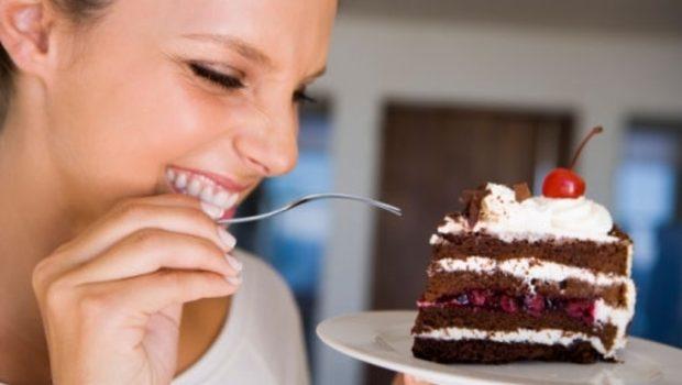 Ai mânca prăjituri non-stop? Trebuie să afli ce afecţiuni trădează pofta de  dulce | Antena 1