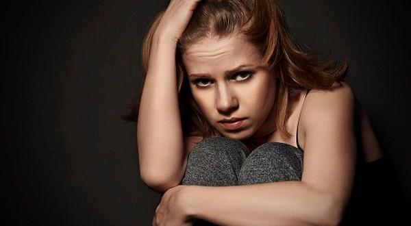 Este mereu suspicios și nu crede o vorbă! Care este cel mai paranoic nativ al horoscopului?