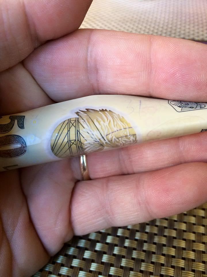 Tu ai găsit așa ceva? Nu e glumă! Un rom&acirc;n anonim lasă plicuri cu bani prin oraș. 50 sau 100 de lei pot fi ai tăi