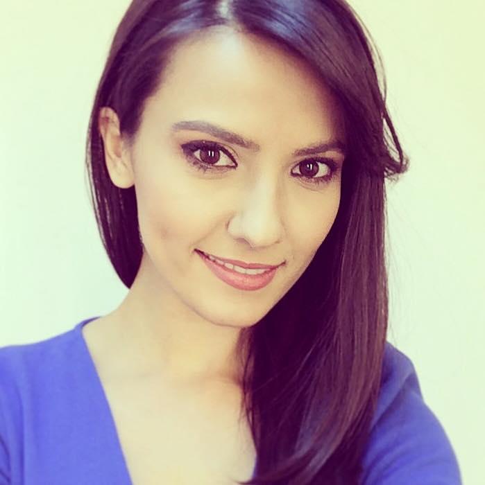 Alexandra Bădoi nu mai arată aşa! Prezentatoarea are un LOOK nou