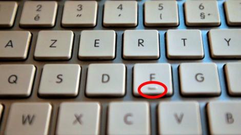 Ai observat că, pe  toate tastaturile, literele "F" si "J" au două mici denivelări? Uite la ce folosesc de fapt!