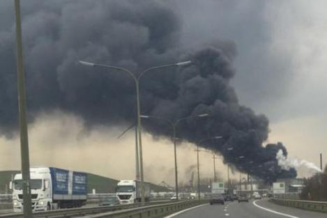 Explozie de proporții în inima Europei. O centrală din Anvers a sărit în aer!
