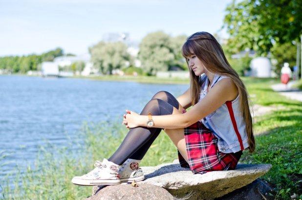 &Icirc;ngrijorător! O sută de eleve au devenit mame &icirc;n 2015. Ce v&acirc;rstă au fetele şi &icirc;n ce judeţ locuiesc