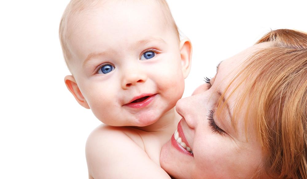 Tadjikistan: Părinţii nu mai au voie să &icirc;şi boteze copiii "Lup" sau "Soare"