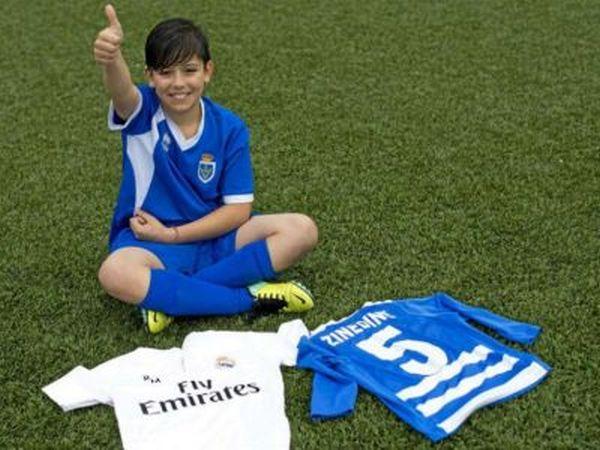 Un puști de origine rom&acirc;nă joacă fotbal la Zaragoza și se numește... Zinedine Zidane Stoica!