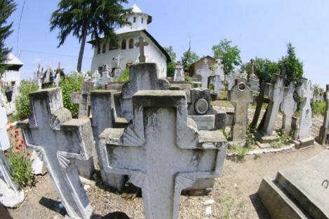 Care mai este viața românului care a înviat din morți. „Lazărul Olteniei” s-a ridicat atunci din coşciug. Preotul a leșinat