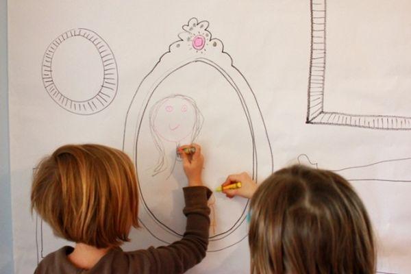 Experiment reușit. P&acirc;inea neagră elimină desenele făcute de cei mici pe pereți !